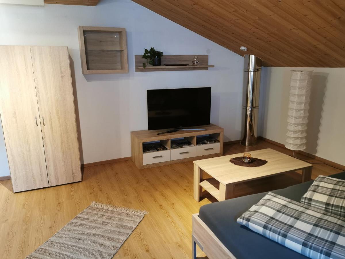 W2 Grosszuegige Wohnung In Ruhiger Lage Vorderhornbach Esterno foto